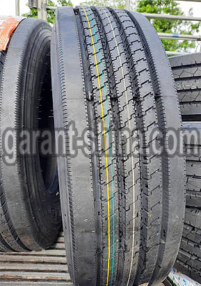 Deestone SV401 (рулевая) 295/80 R22.5 152/149M 16PR - Фото протектора шины